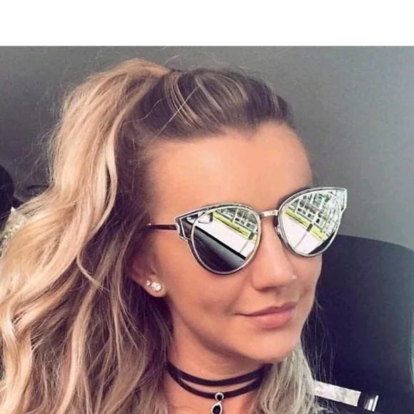 Dior Silver Cat-Eye Sunglasses Modern Design - Picture 2 of 7